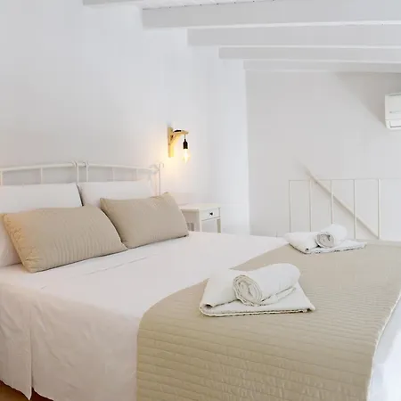Spitakia Apartment *