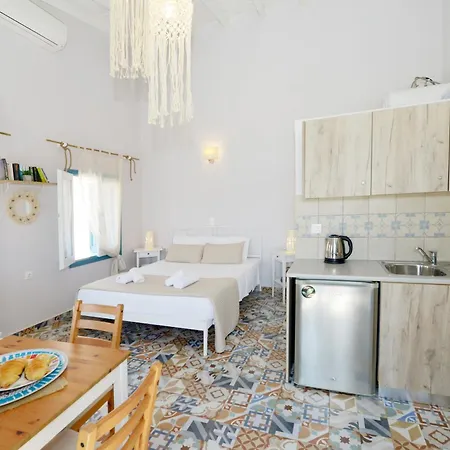 Apartment Spitakia