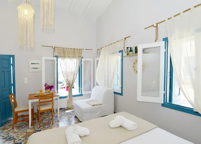 Spitakia Apartament Chalki Town