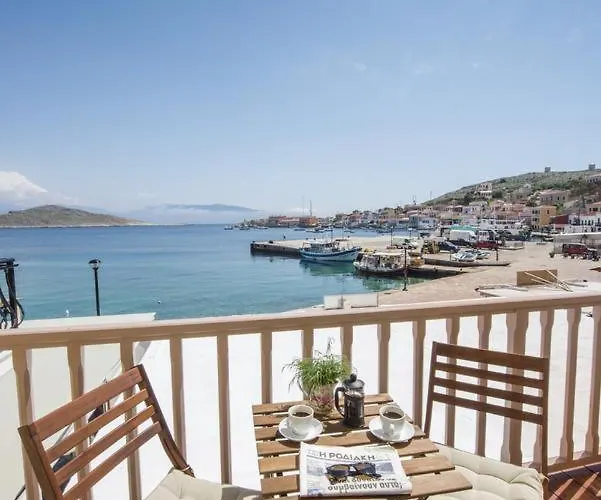 Apartament Spitakia Chalki Town